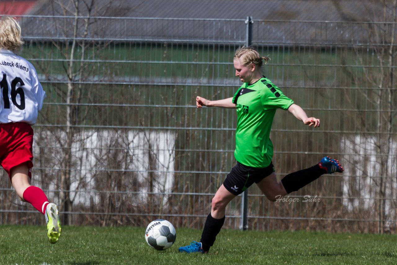 Bild 207 - Frauen Schmalfelder SV - TSV Siems : Ergebnis: 1:0